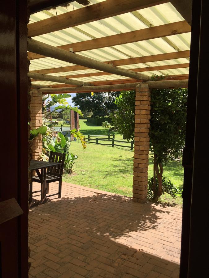 Brenton Lake Holiday Cottages Екстериор снимка
